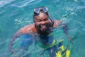 Safari Blue Crew - Zanzibar - Hassan Othman