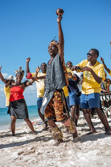 Safari Blue Zanzibar | Dance